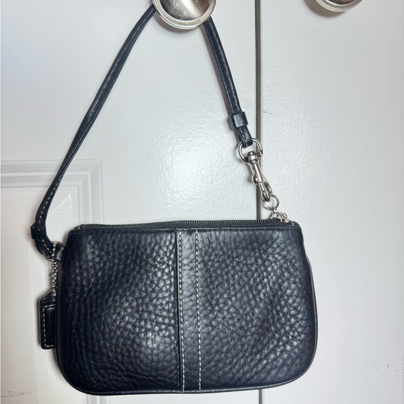 Coach Black Zip Wristlet Pouch Wallet Clutch Silver Hardware - Picture 3 of 4